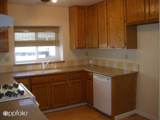 Building Photo - 321 Regency Cir