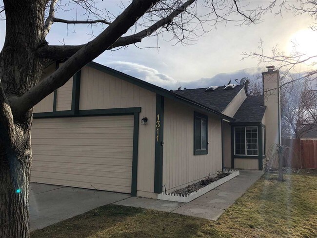 Foto del edificio - 1311 Berkshire Ct