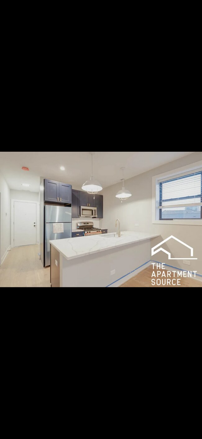 Foto del edificio - 4406 N Seeley Ave