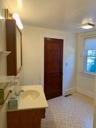 Foto del edificio - 164 N Silver Ln