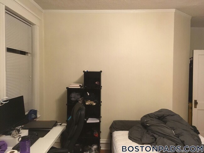 Building Photo - 17-19 Washington St.