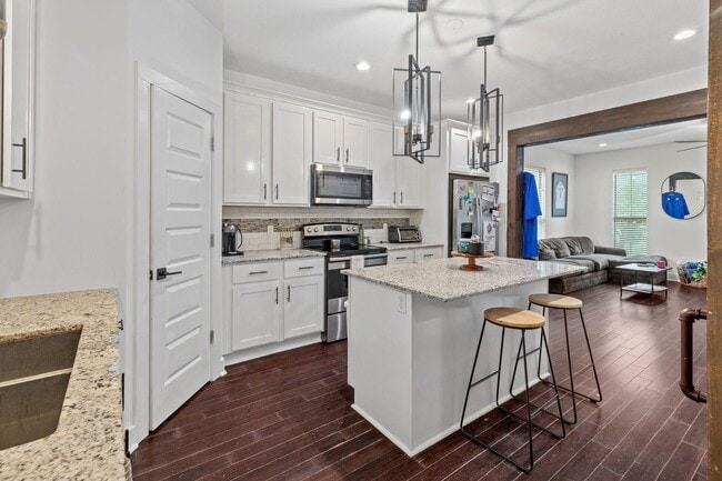 Foto del edificio - 3535 Knight Ln