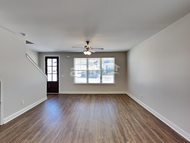 Foto del edificio - 5226 Tupelo St