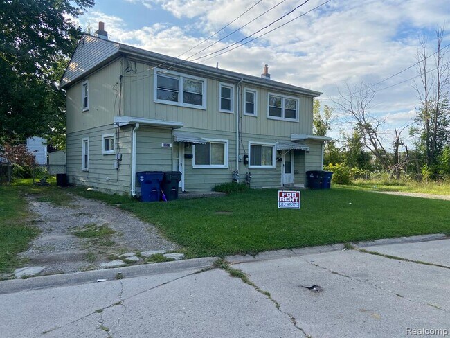 Foto del edificio - 33521 Berville Ct