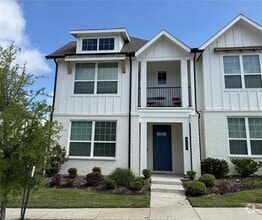 Building Photo - 555 Eiseley Dr