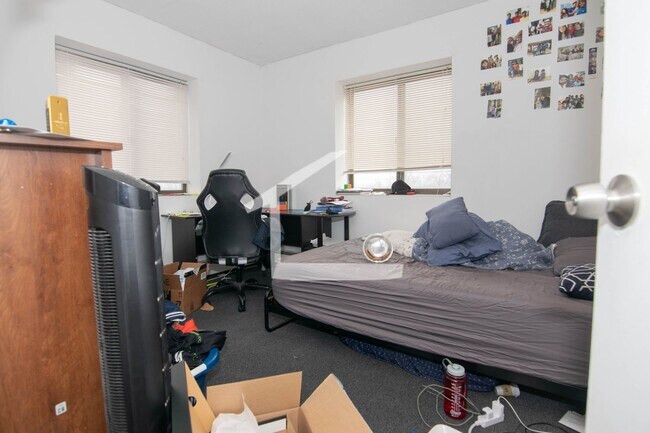 Foto del edificio - 226 Parker Hill Ave