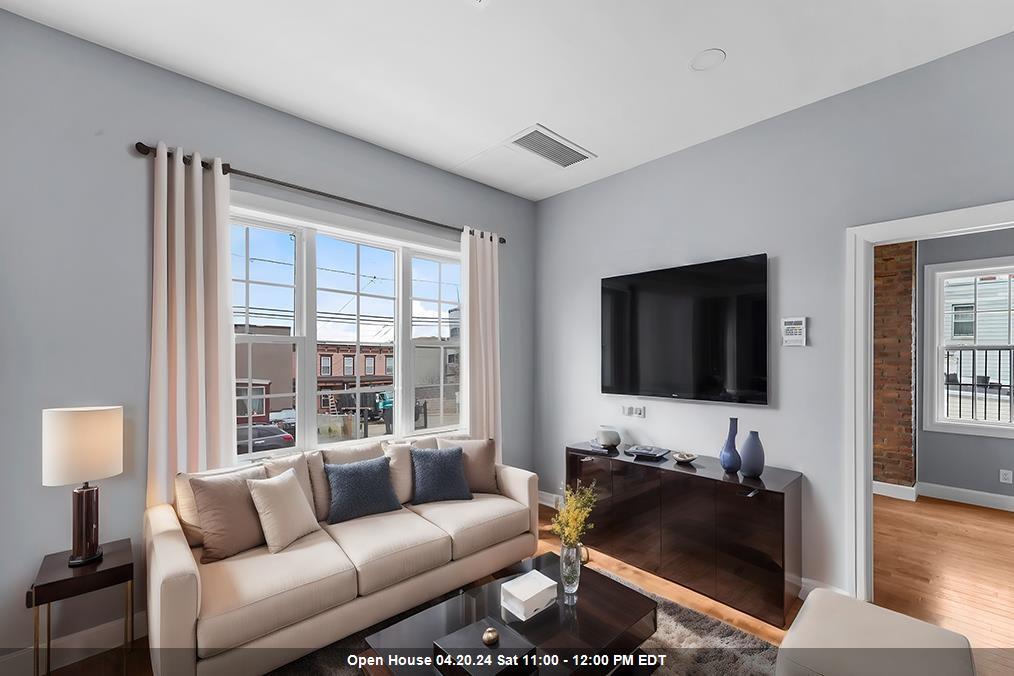 100 Griffith St Unit 1L, Jersey City, NJ 07307 Room for Rent in