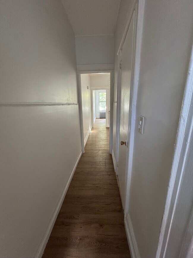 Foto del edificio - 7329 69th Pl