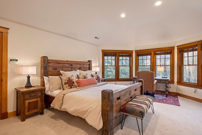 Foto del edificio - 20 Yellow Birch Cir