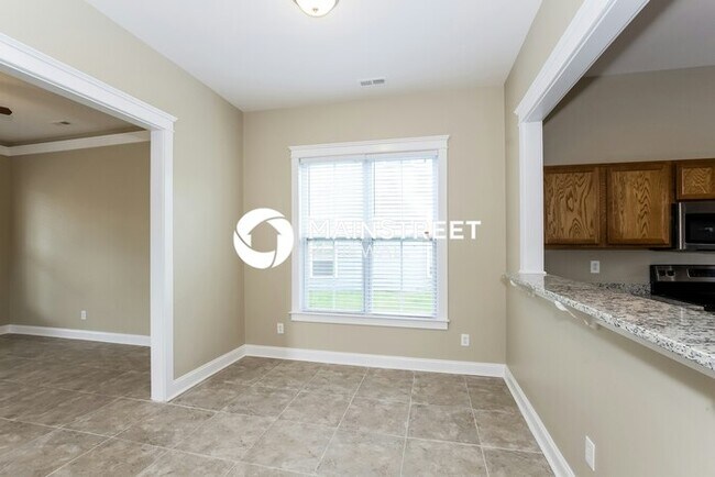 Foto del edificio - 3 Bedroom Pet-Friendly Home in Huntersville, NC with Main Street Renewal