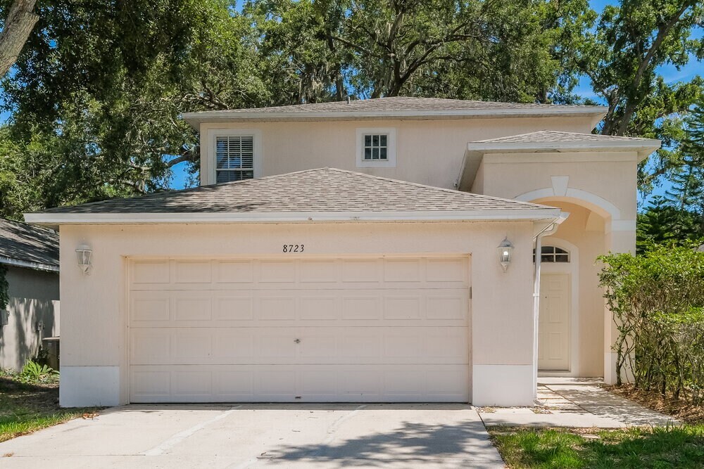 Foto principal - 8723 Morrison Oaks Ct