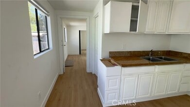 Building Photo - 16472 Gardner Ave