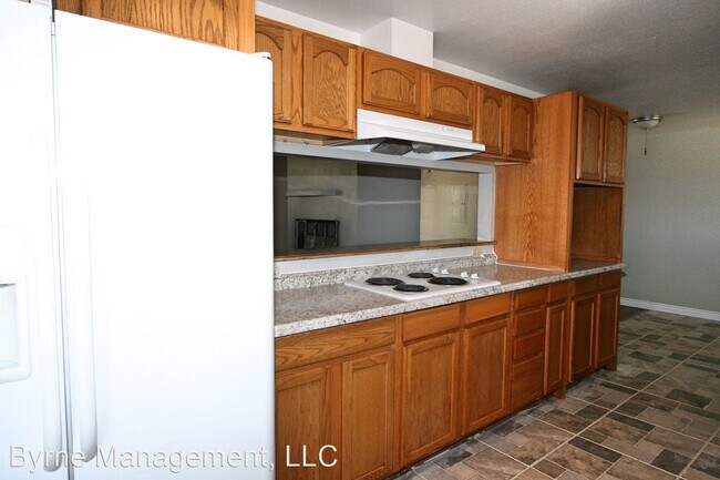 Building Photo - 6 br, 3 bath House - 2113 Patrician Way