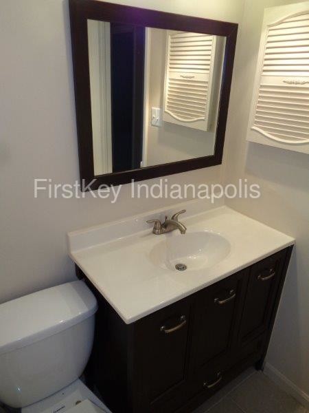 Building Photo - 17110 Apple Tree Dr