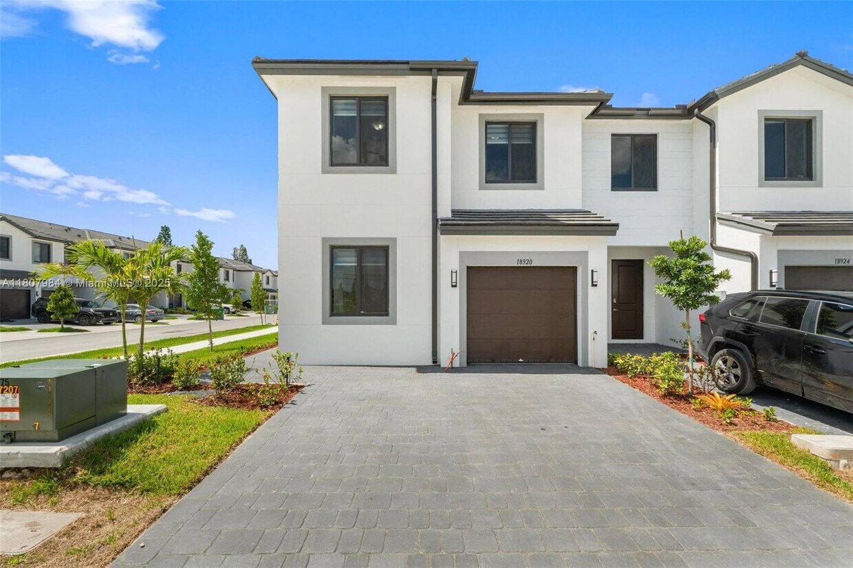 Foto principal - 18920 SW 344th Terrace