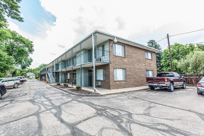Foto del edificio - 824 N Garfield Ave