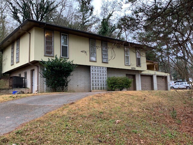 Primary Photo - 2275 Doris Dr