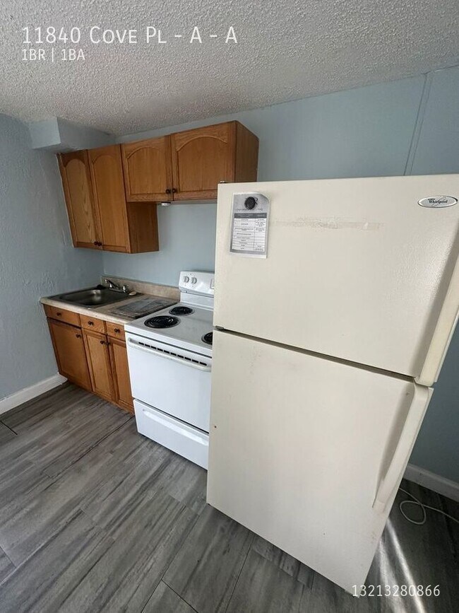 Foto del edificio - Nice Studio with Deck and Kitchen