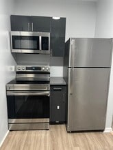 Building Photo - 25 Whittier St