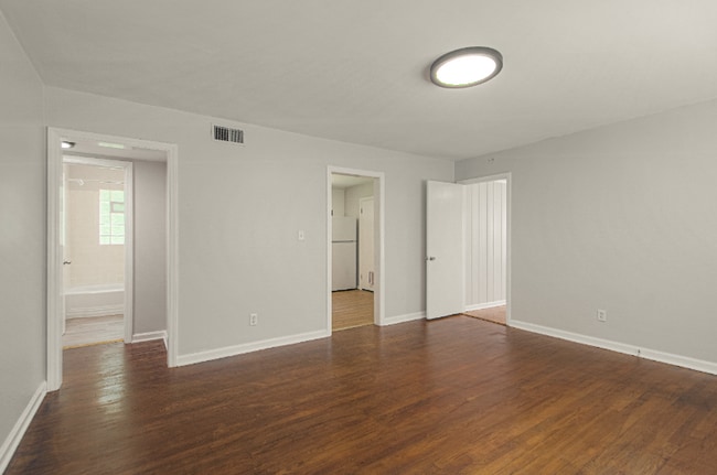 Building Photo - 434 W 88 St