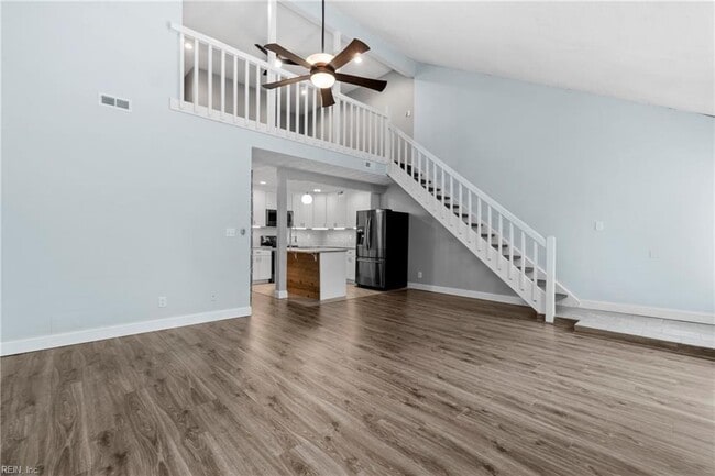 Building Photo - 1544 Crescent Pointe Ln