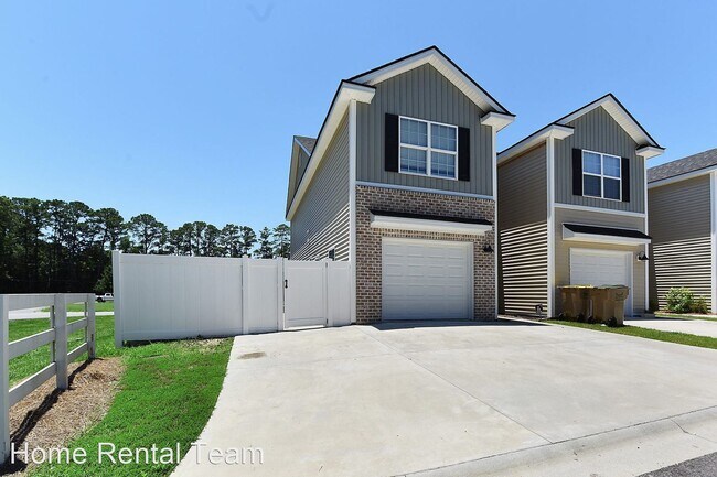 Building Photo - 3 br, 2.5 bath House - 15 Walker Court