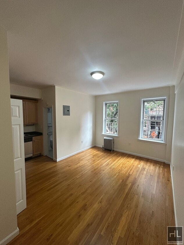 Primary Photo - WEST 13 STREET