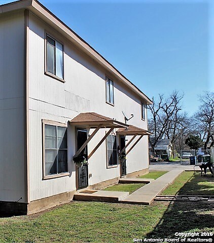 Building Photo - 5113 Sierra St