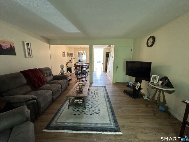 Foto del edificio - 208 Timber Ln
