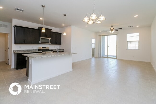 Foto del edificio - 22658 N Chase Dr