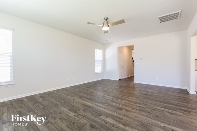 Building Photo - 615 Goldburn Wy