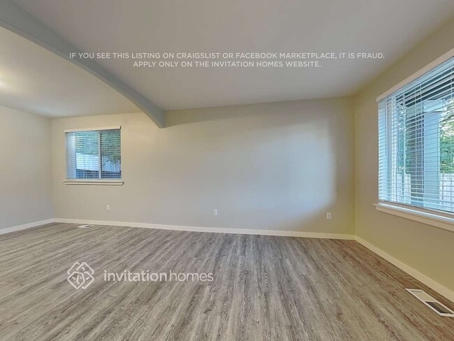 Foto del edificio - 9214 195th St Ct E