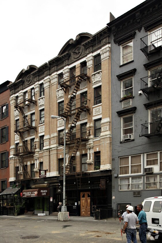 Primary Photo - 34 E 4th St