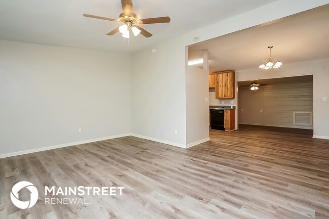 Foto del edificio - 1301 Wood Ave