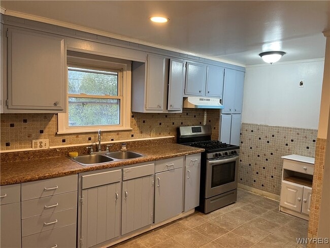 Building Photo - 368 Grover Cleveland Hwy