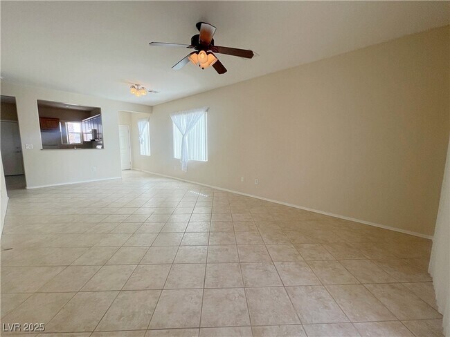 Foto del edificio - 2316 Peaceful Moon St