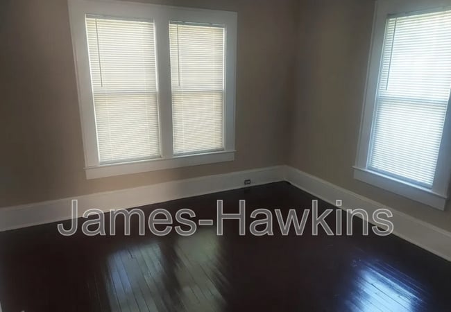 Building Photo - 2071 Harmon St