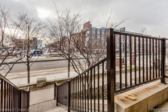 Building Photo - 2460 Woodward Ave