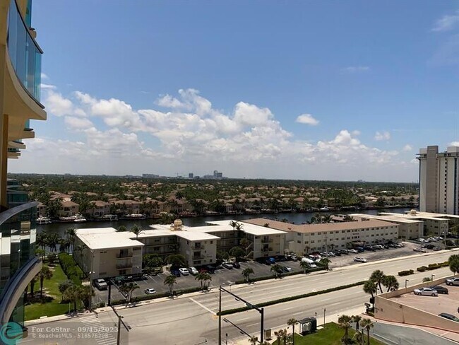 Building Photo - 2501 S Ocean Dr