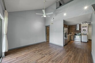 Building Photo - 12900 Walden Rd