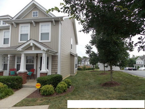 Building Photo - 3233 Harpeth Springs Dr