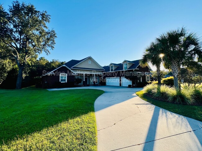 Building Photo - 2926 Greystone Dr