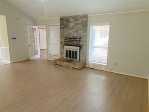 Building Photo - 22303 N Fork Dr