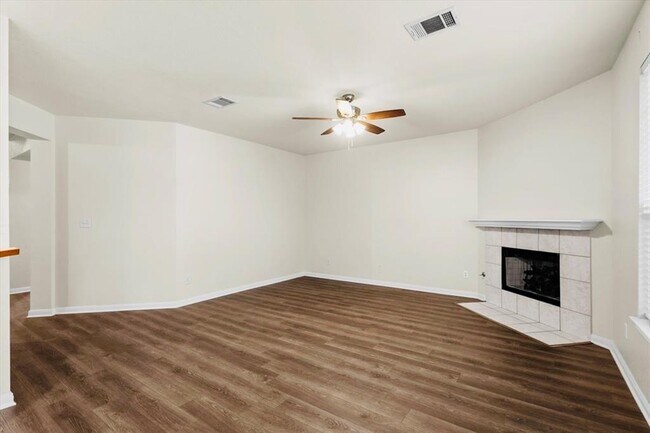 Building Photo - 3112 Burks Ln