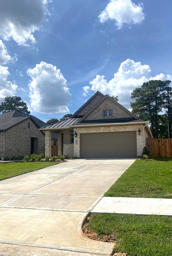 Primary Photo - 35428 Woodtrace Cir