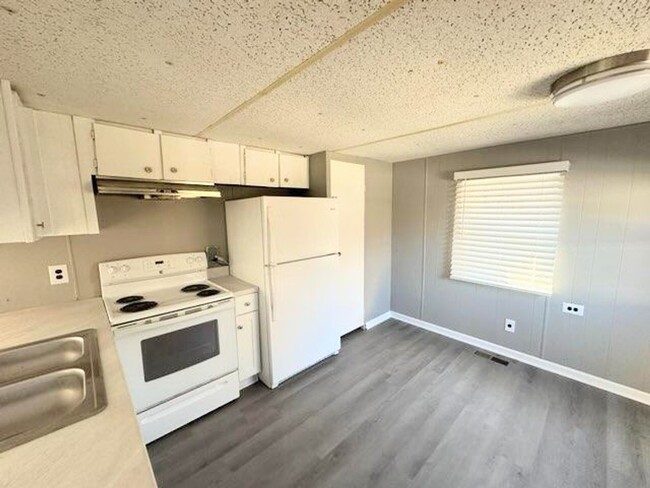 Foto del edificio - 2 Bedroom 1 Bath Mobile Home in Roxboro