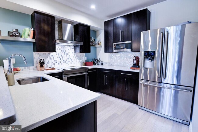 Foto del edificio - 405 17th St NE