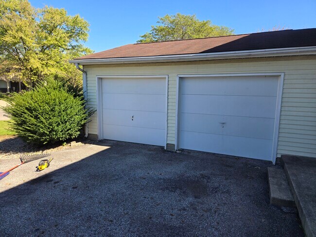 Foto del edificio - 5645 Chatford Dr