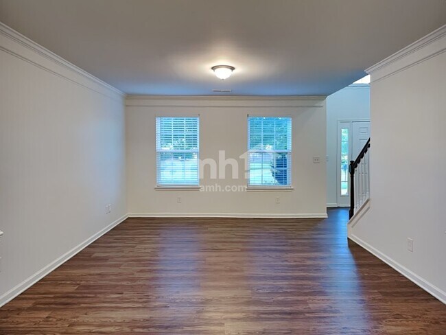 Building Photo - 7673 Natalie Commons Dr