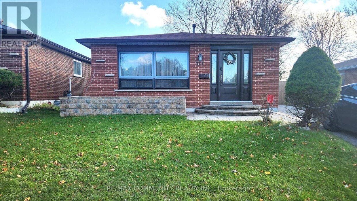 Photo principale - 317 Burrows Hall Blvd